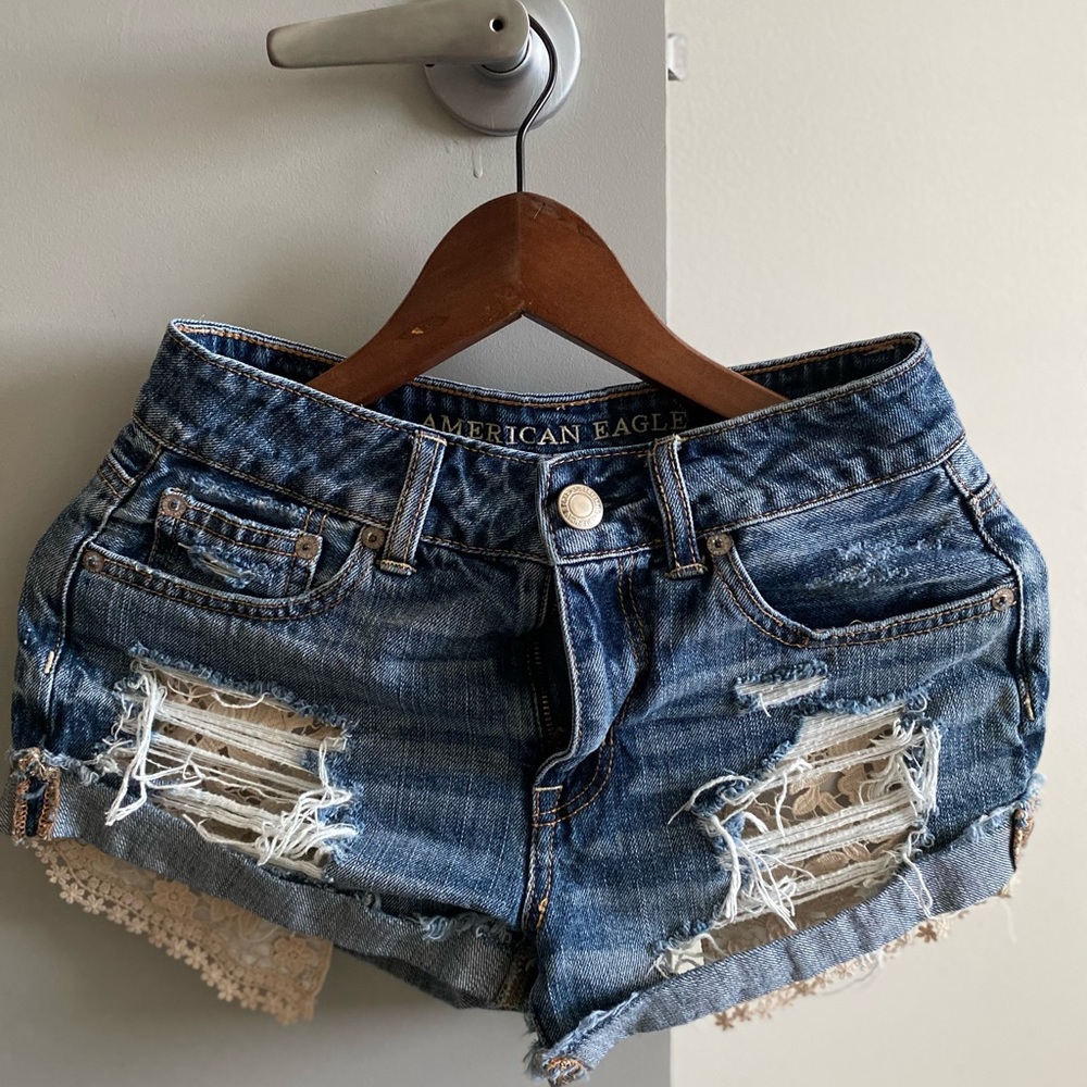 American Eagle Size 0 Lacey Boho Shorts
